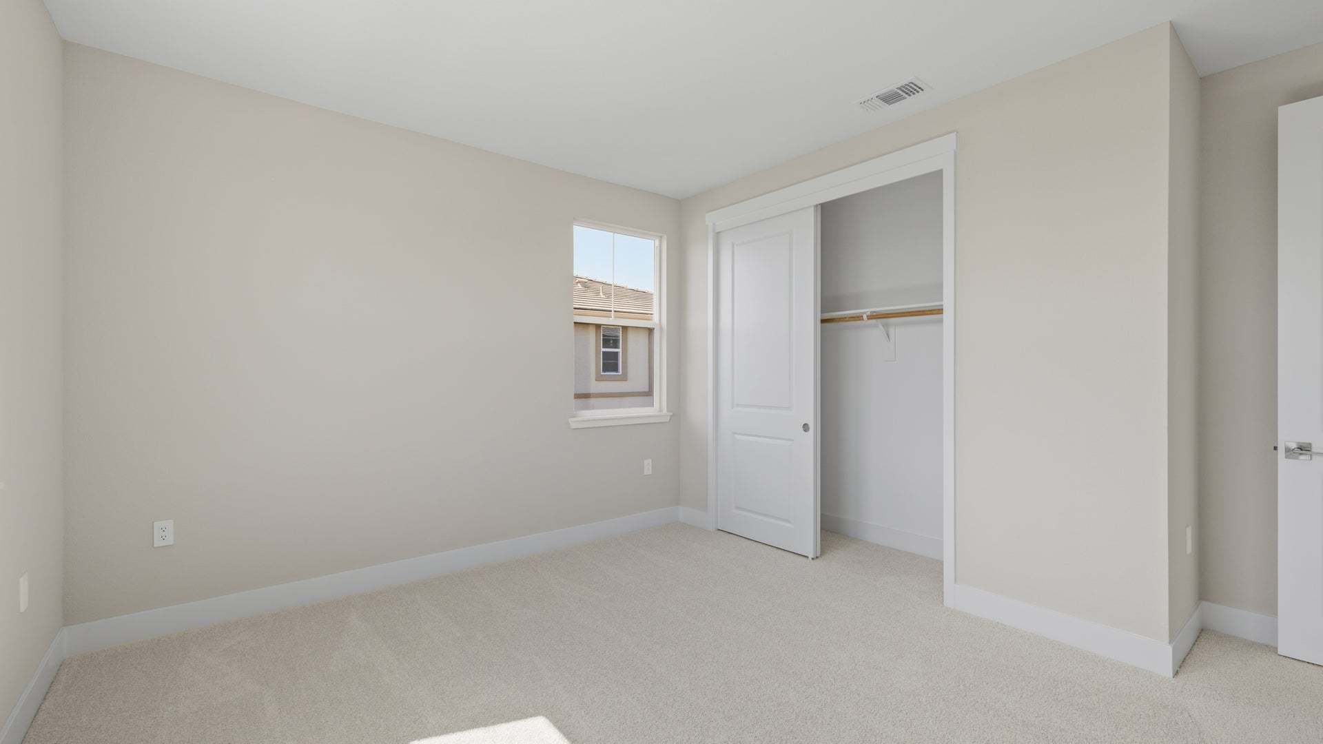 Apricot Estates by Trumark Homes in Brentwood, CA I Lot 37 I Secondary Bedroom