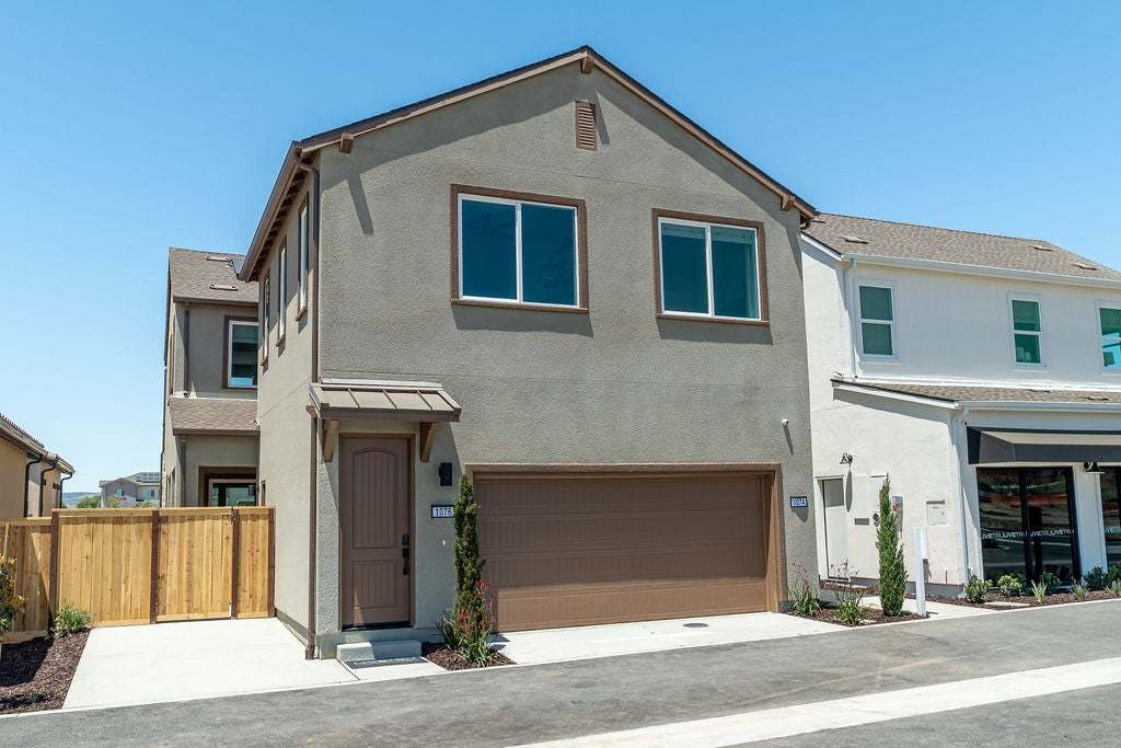 Morada | Plan 3 Model Exterior| Garage & ADU Entrance |  Paso Robles, CA
