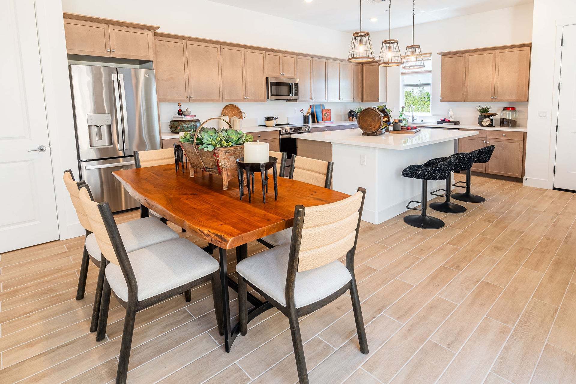Morada | Plan 2 Model Interior | Dining| Paso Robles, CA