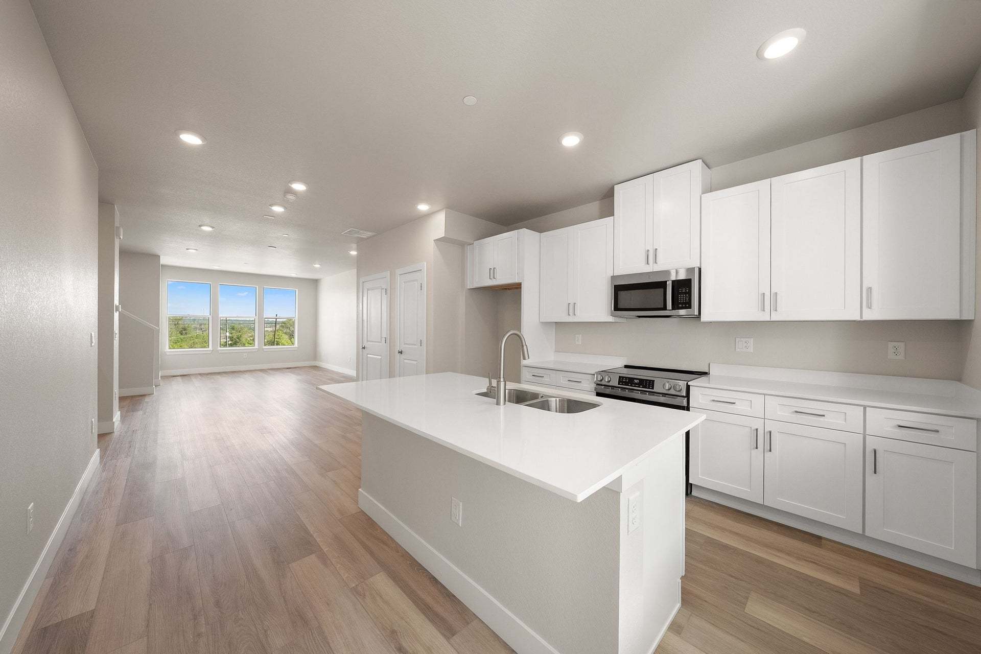 2900 W 56th Avenue | Berkeley Villas in Denver| Plan 1 | Kitchen Great Room