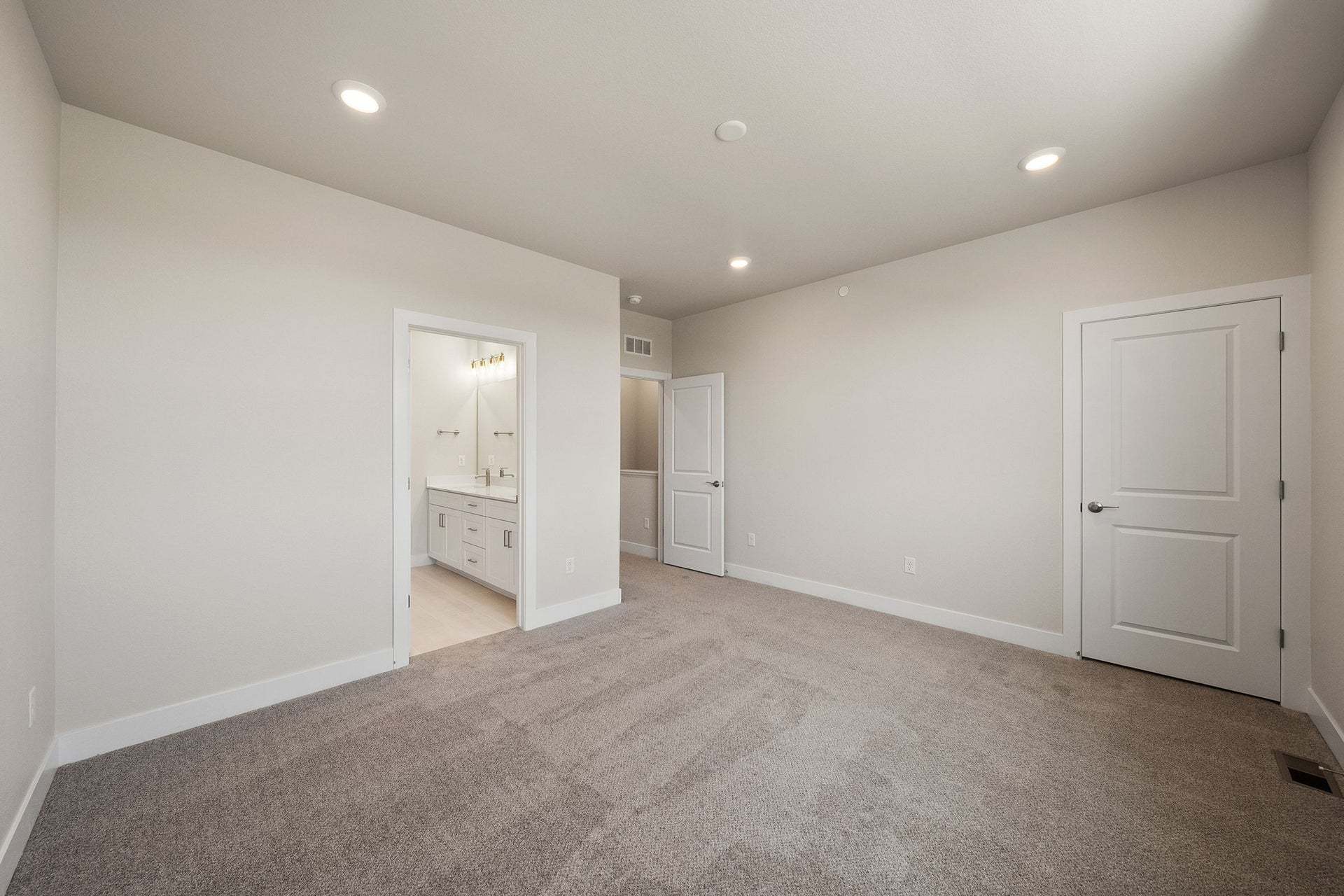 2900 W 56th Avenue | Berkeley Villas in Denver| Plan 1 | Primary Bedroom