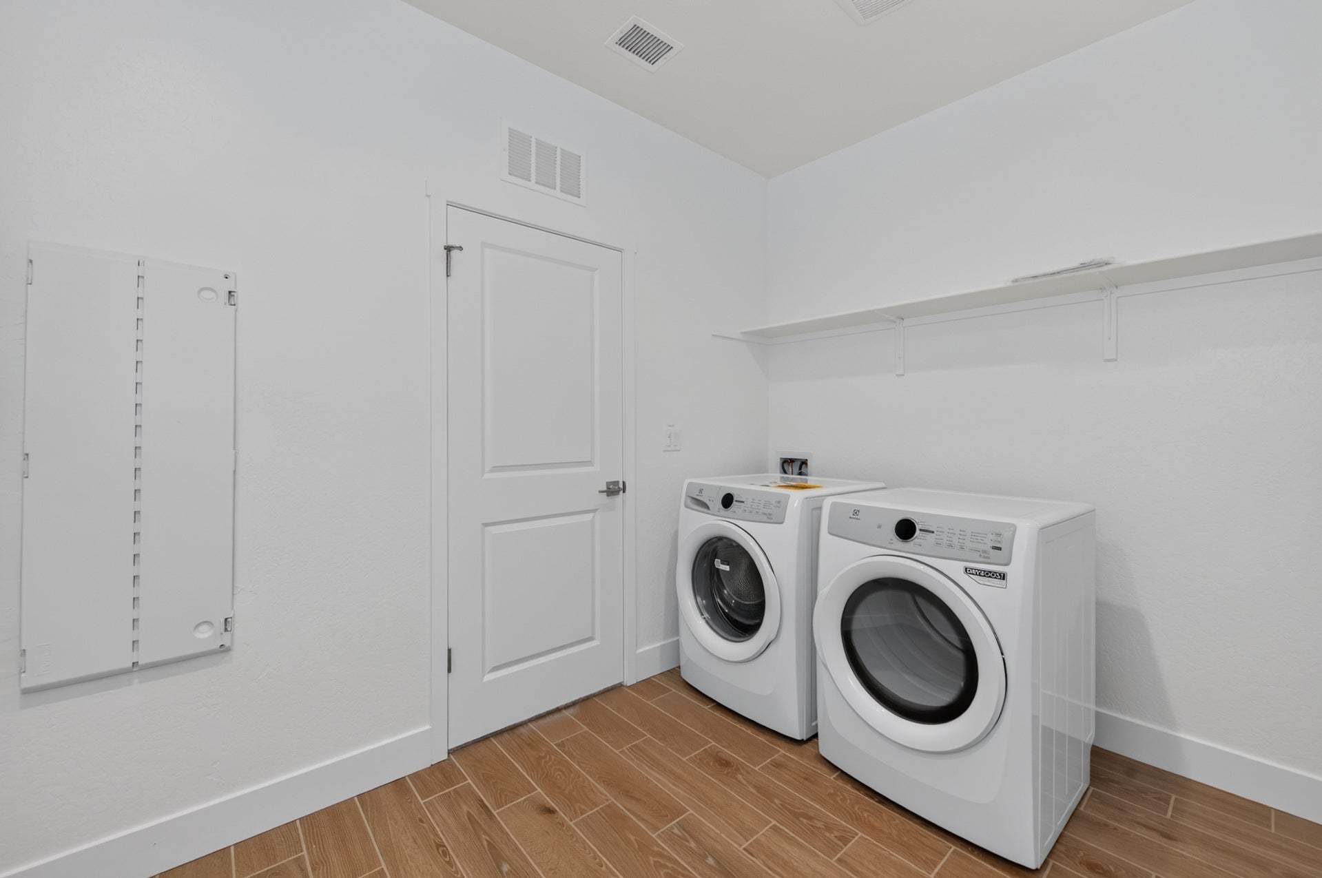 Madison at Copper River | Kennedy Model | Laundry Room