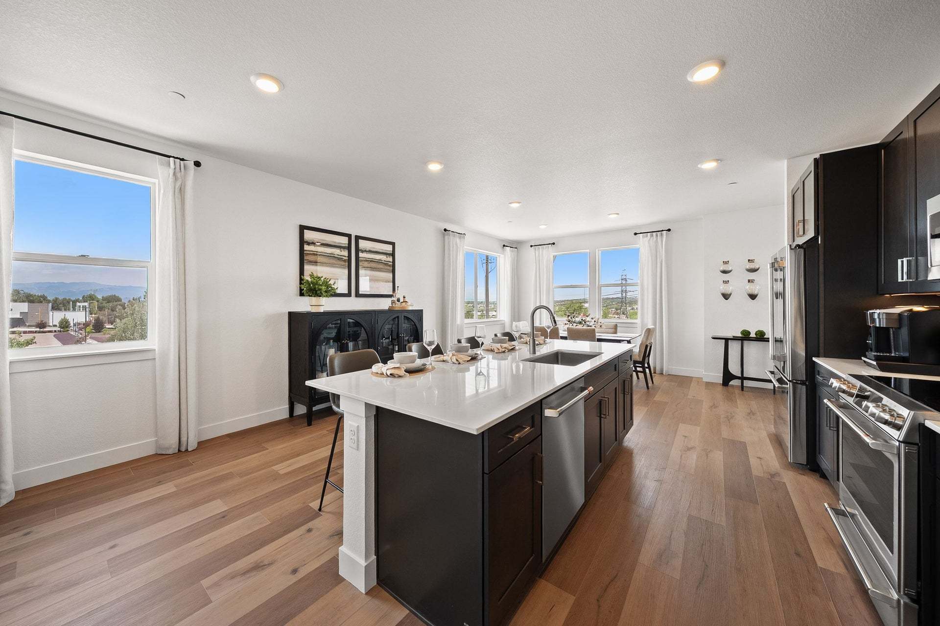 Berkeley Villas by Trumark Homes in Denver, CO | Plan 3 Model | Kitchen