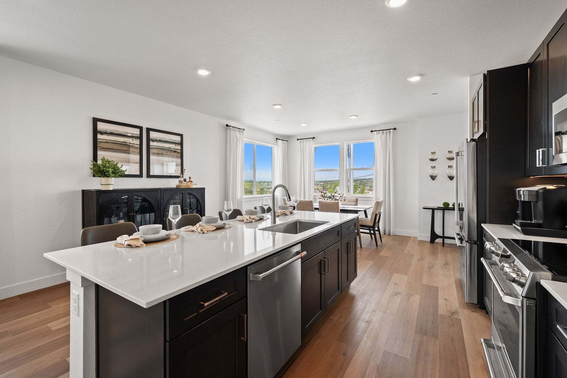 Berkeley Villas by Trumark Homes in Denver, CO | Plan 3 Model | Kitchen