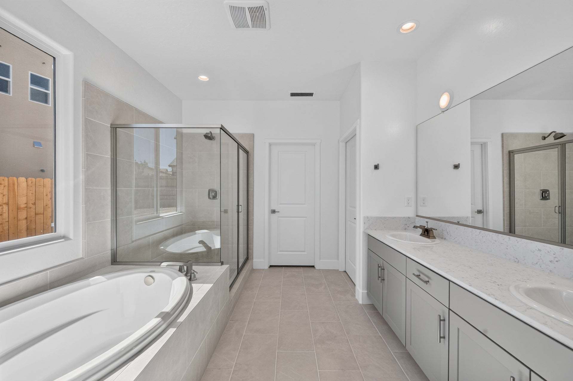 Homesite 43 | Owner's Bathroom