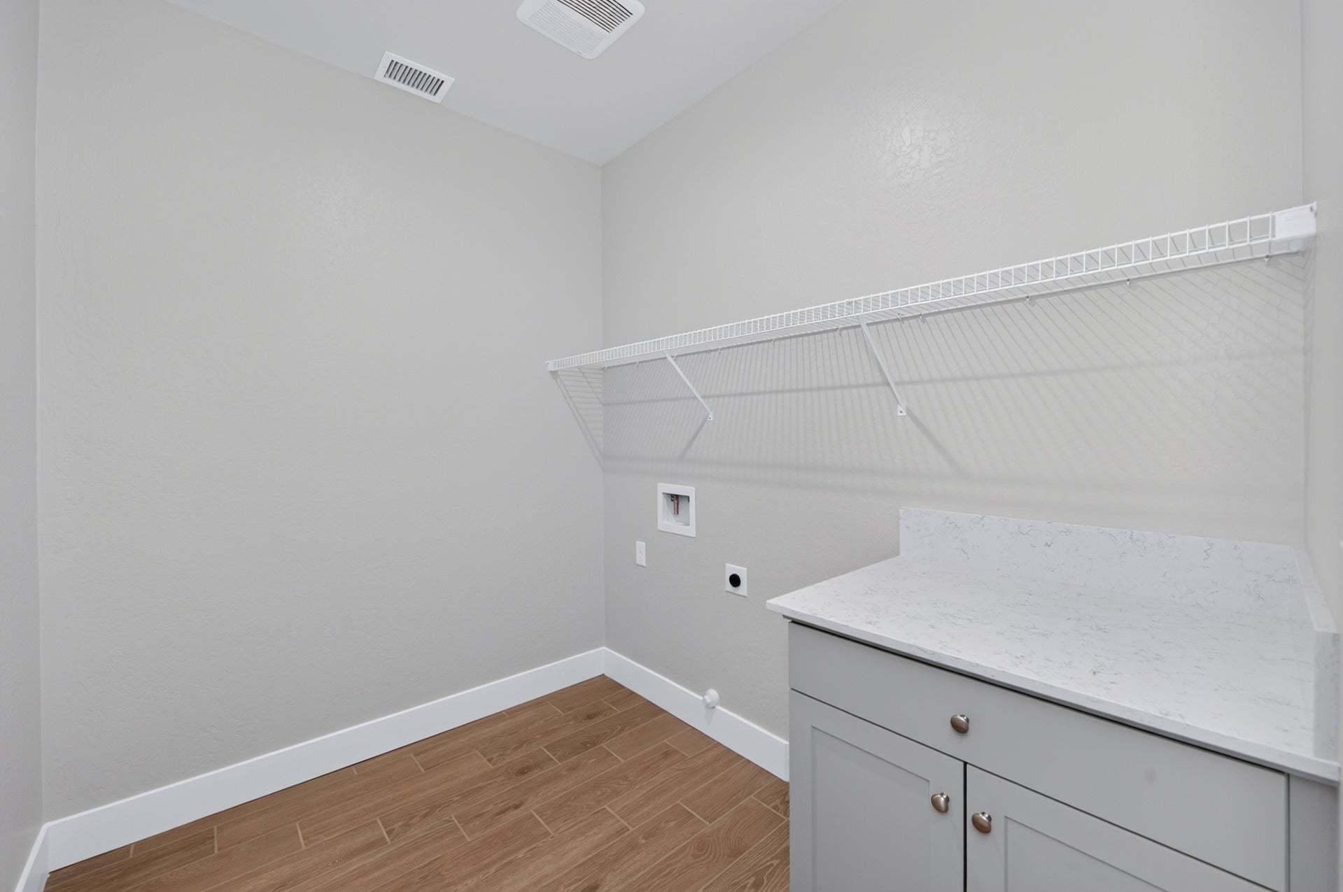 Homesite 86 | Laundry Room