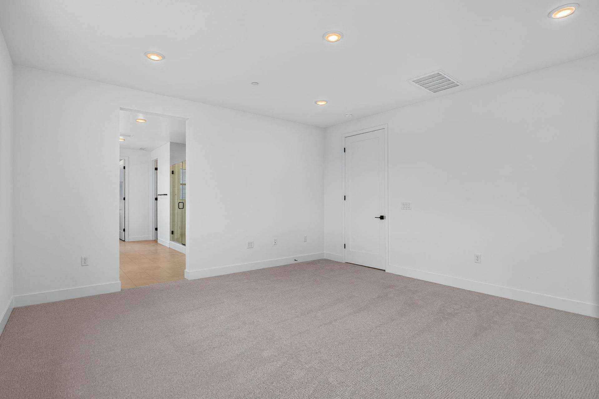832 Heather Road
