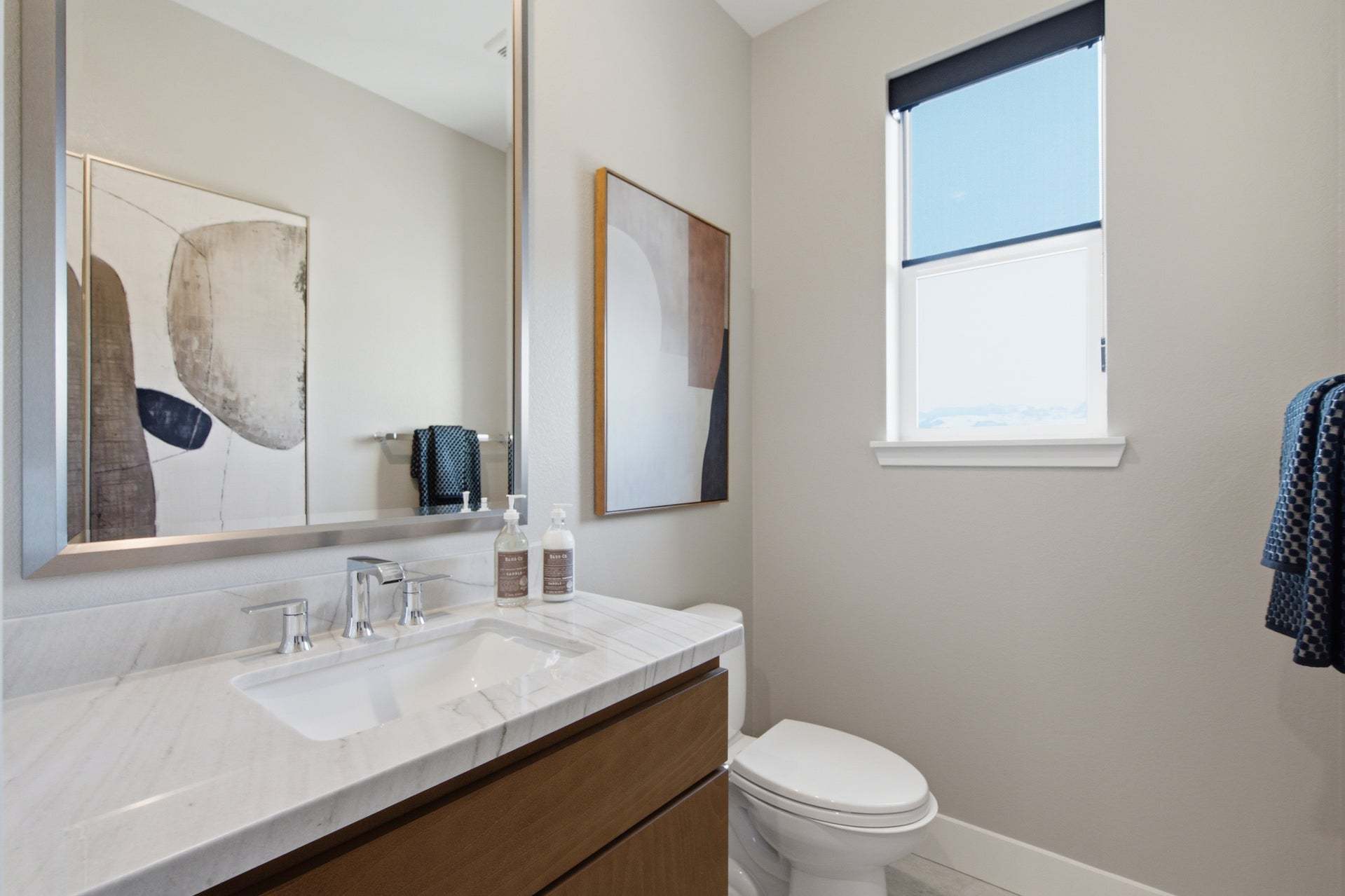 Deerwood Heights in San Ramon by Trumark Homes I Residence 2 Model I Half Bathroom