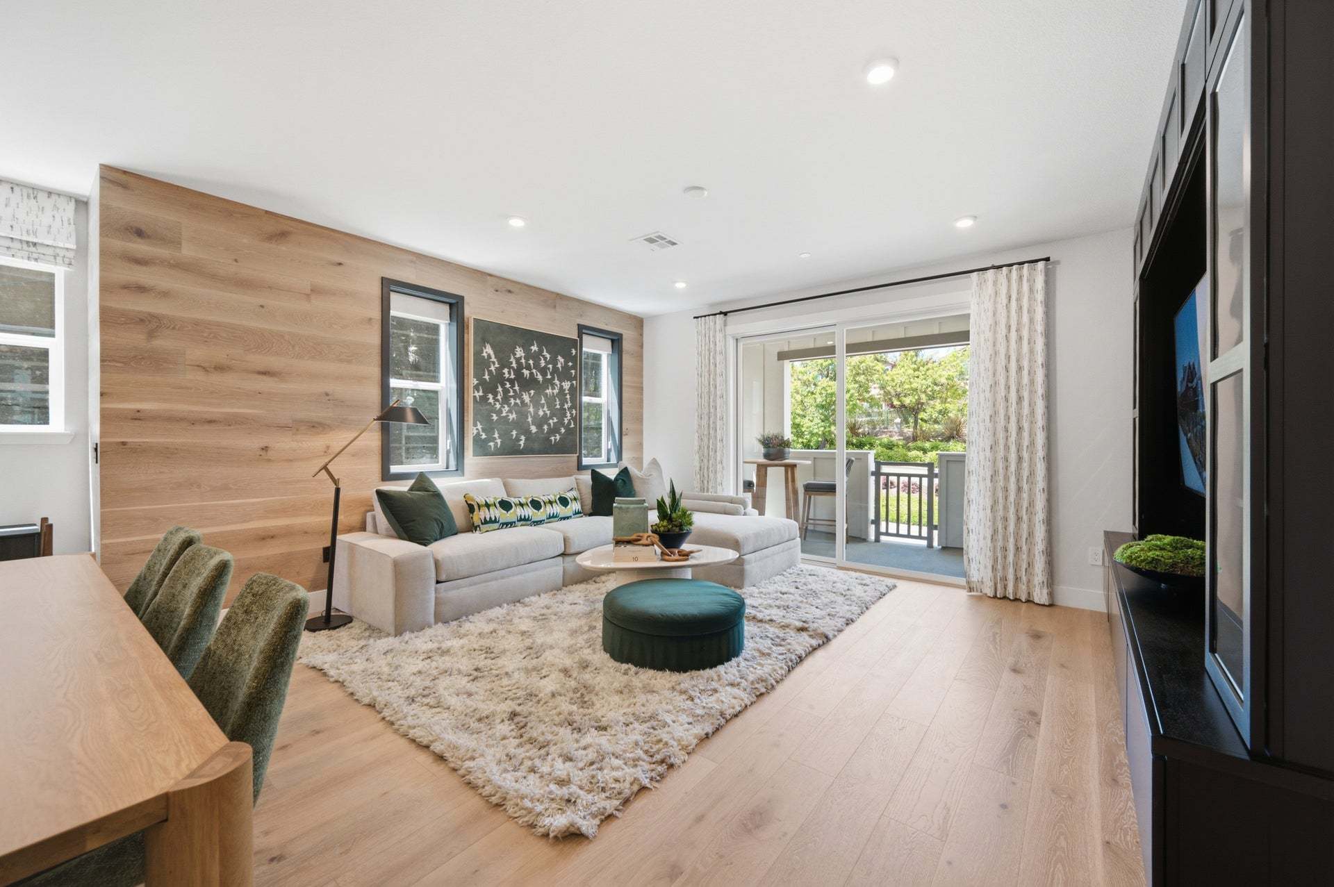 Deerwood Heights in San Ramon by Trumark Homes I Residence 4 Model I Great Room