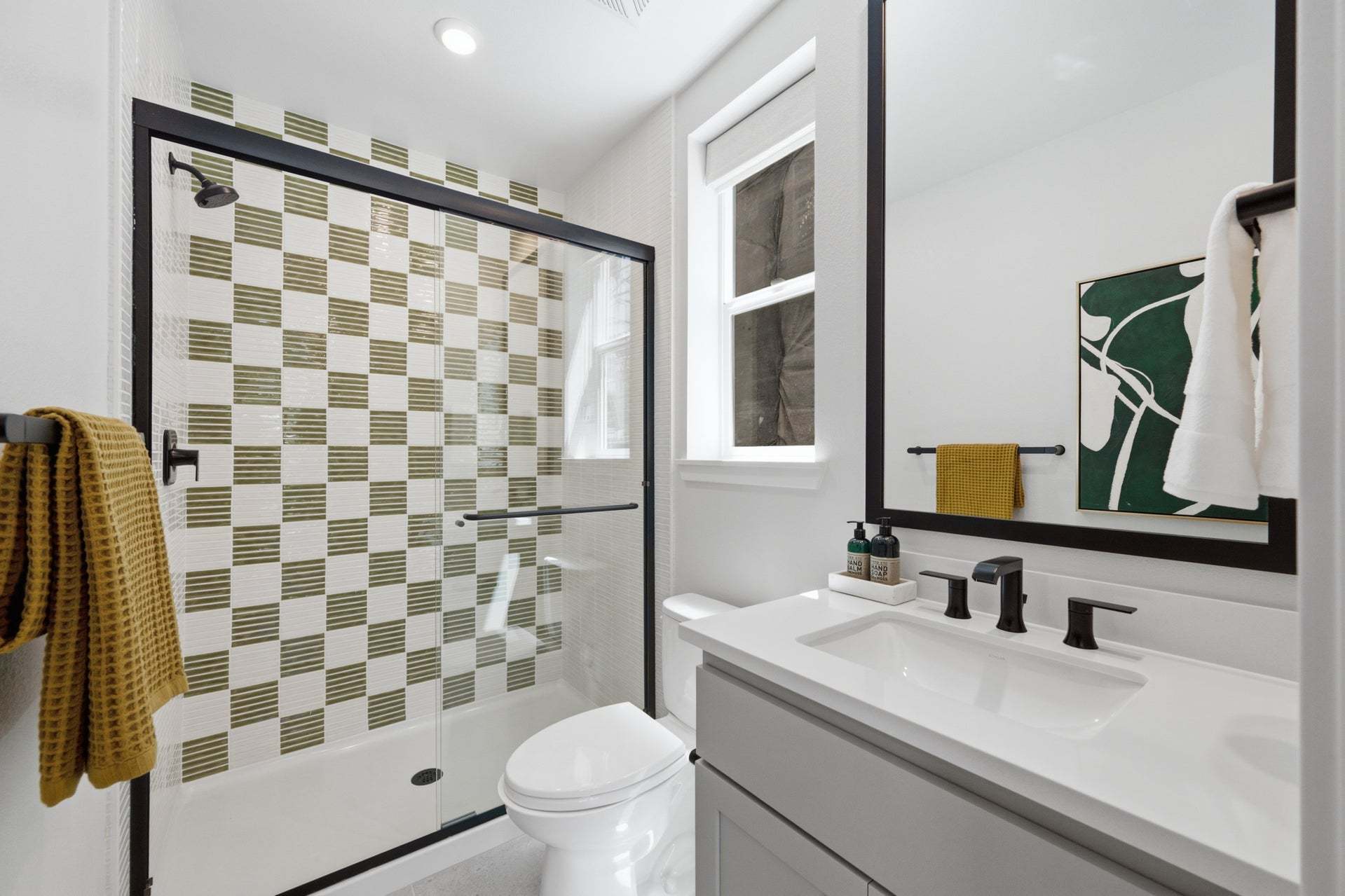 Deerwood Heights in San Ramon by Trumark Homes I Residence 4 Model I First Floor Bathroom