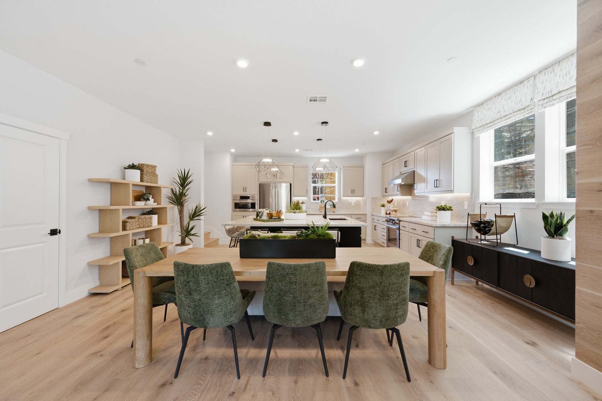 Deerwood Heights in San Ramon by Trumark Homes I Residence 4 Model I Open-Concept Living