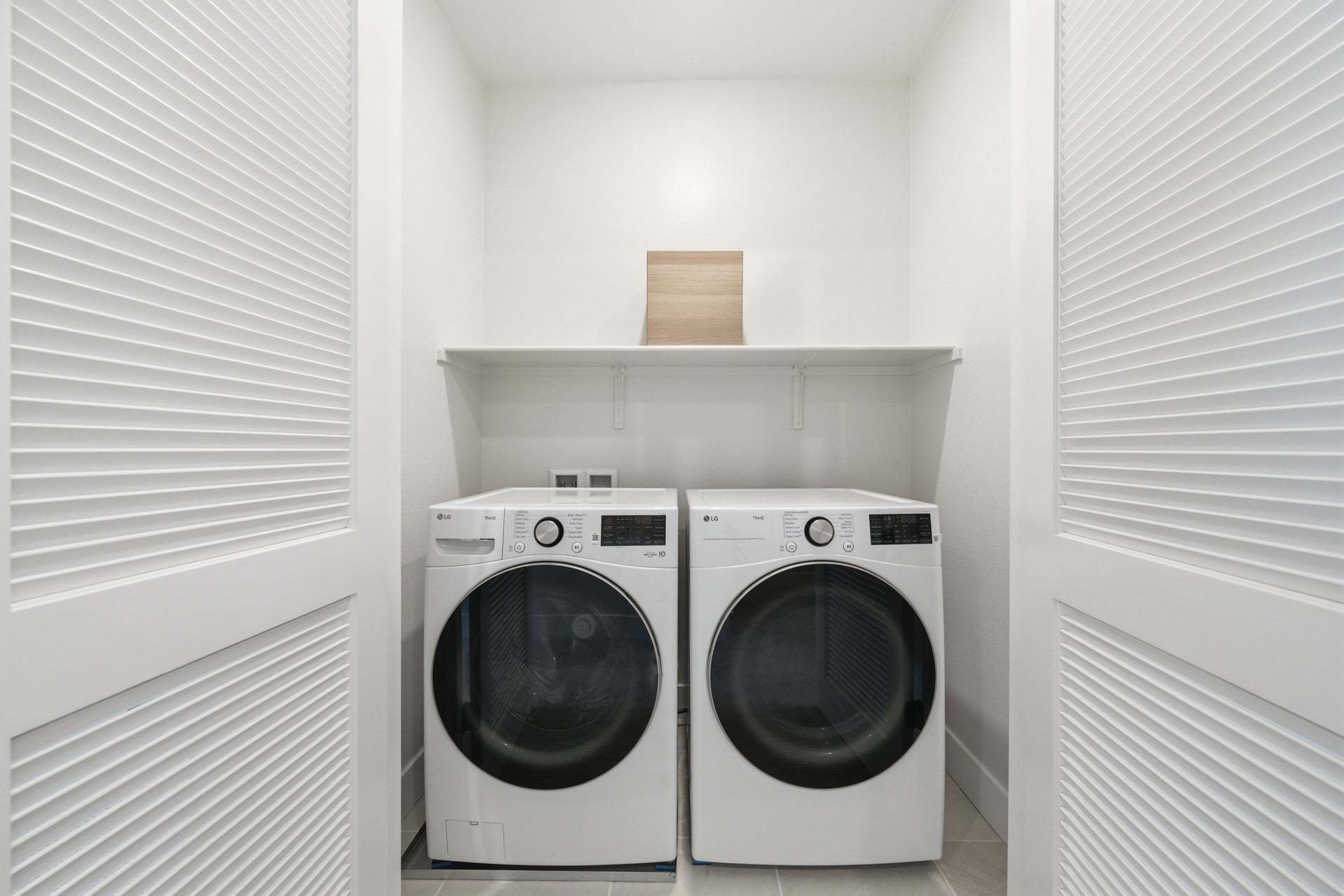 Deerwood Heights in San Ramon by Trumark Homes I Residence 4 Model I Laundry Room