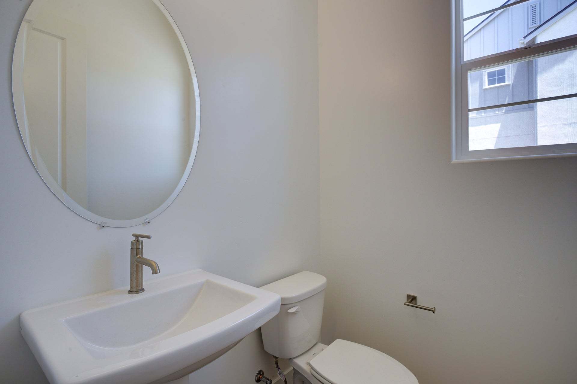 Homesite 255 | Powder Bathroom