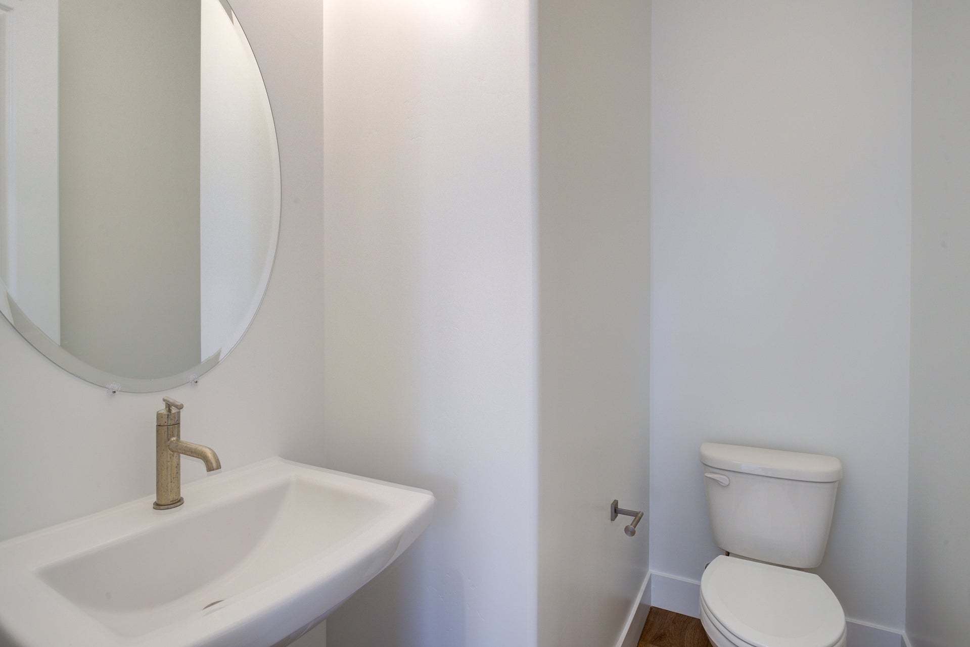 Homesite 256 | Powder Bathroom