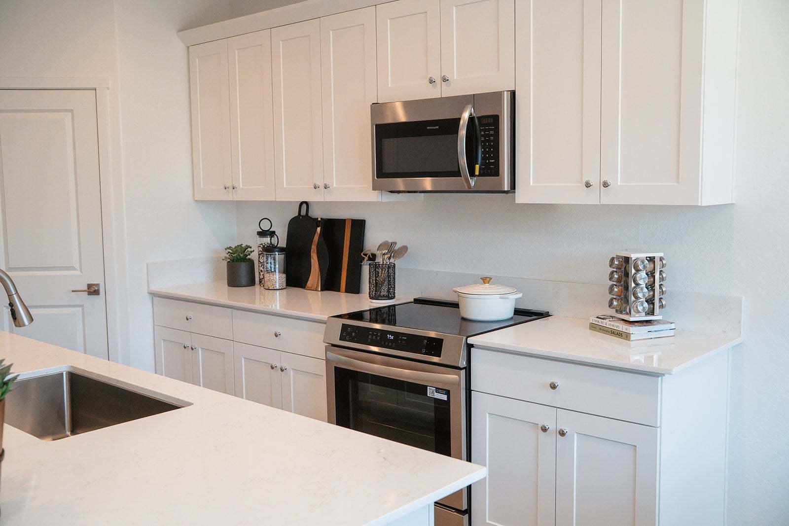 Madison at Copper River | Juniper Model | Kitchen