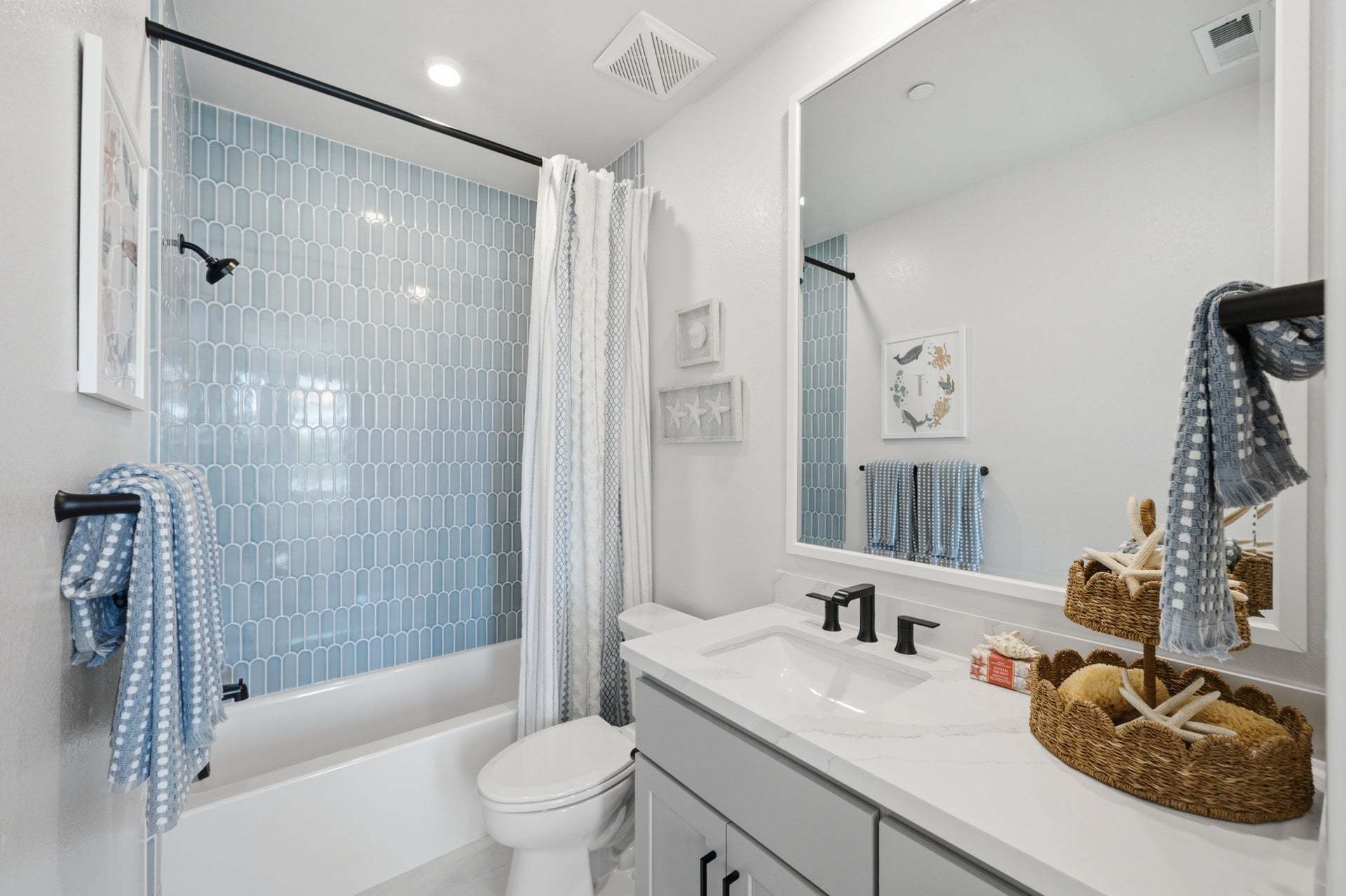 The Orchard in Danville by Trumark Homes I Residence 4 Model I Secondary Bathroom