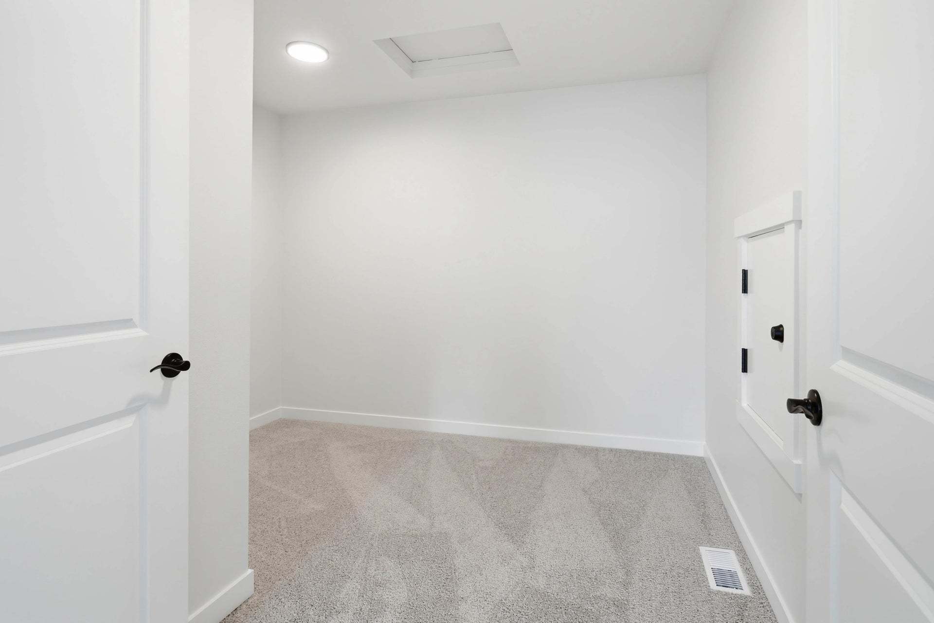 Liberty Park I Plan 2725 C | Closet
