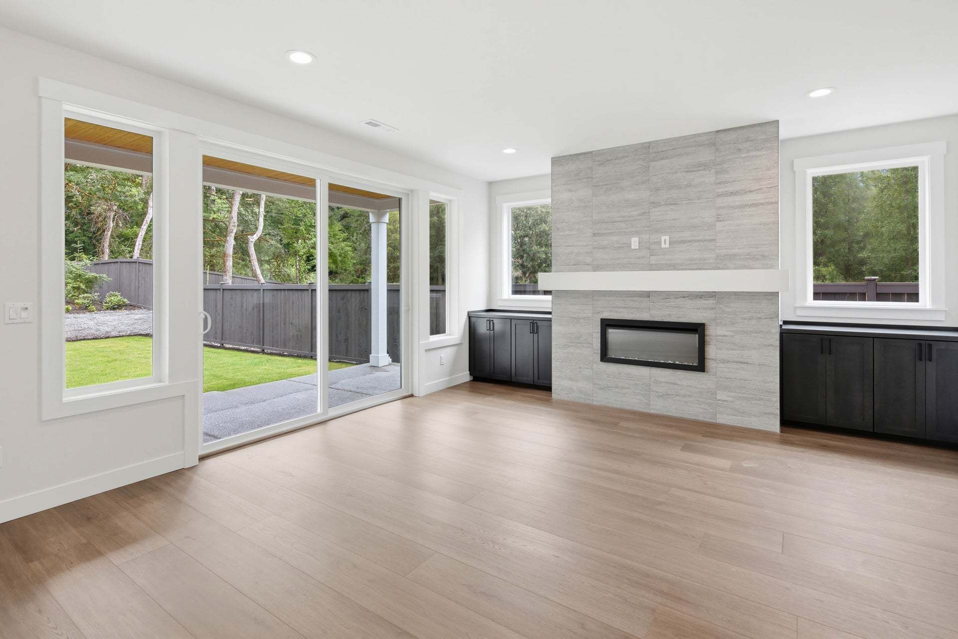 Interlaaken Estates I Plan 2749 A | Fireplace & Living Room