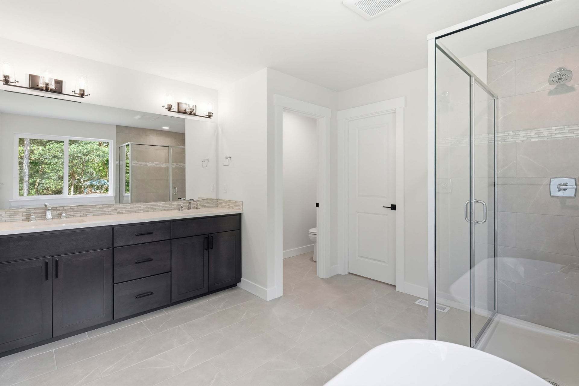 Interlaaken Estates I Plan 2749 A | Primary Bath