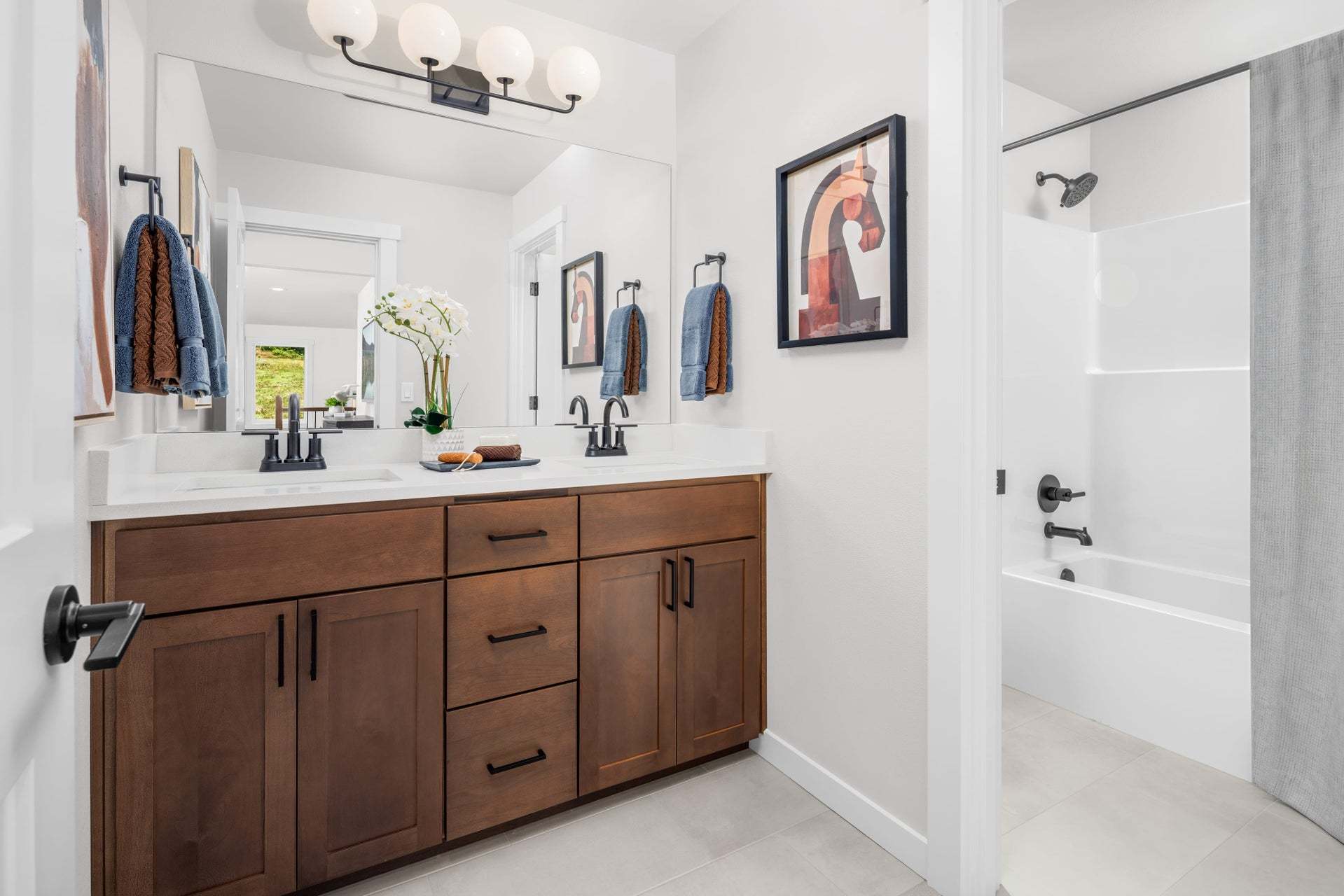Three Cedars | Plan 2586 | Secondary Bathroom