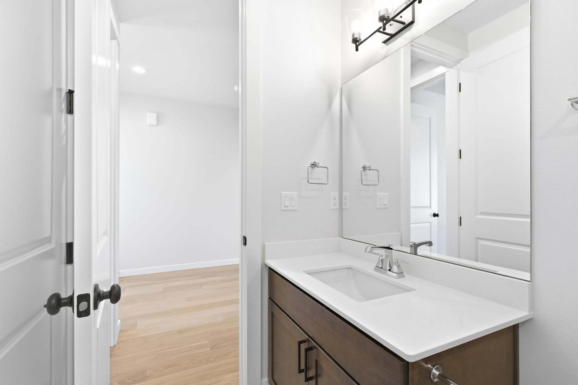 Three Cedars | Lot 10 | Secondary Bathroom