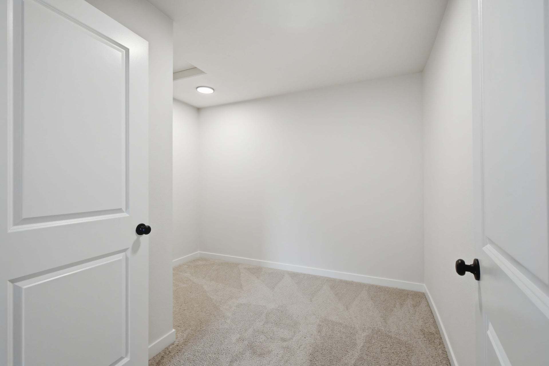 Three Cedars | Lot 7 | Den