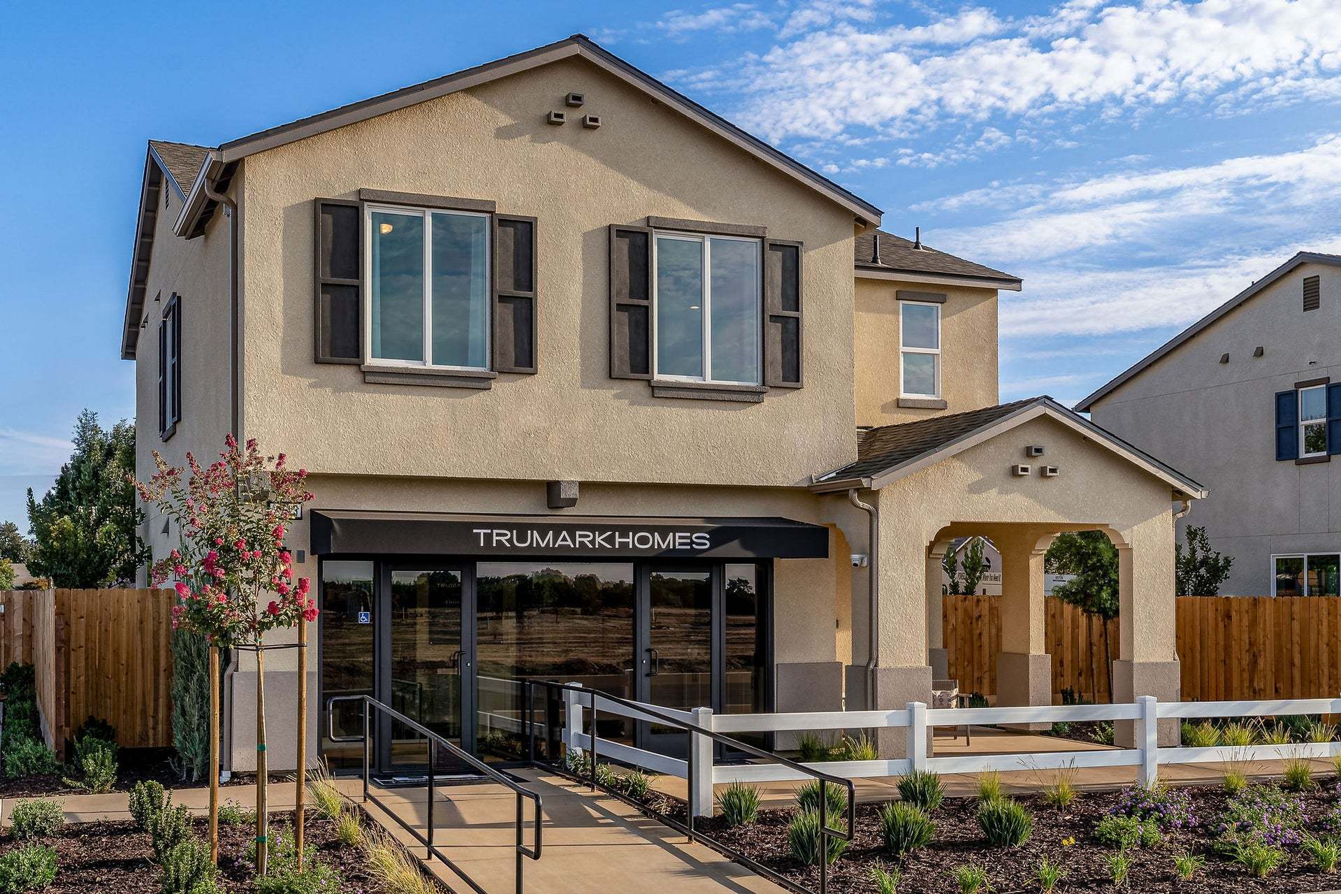 Canto - Ariette at Oak Place: Visalia, California - Trumark Homes