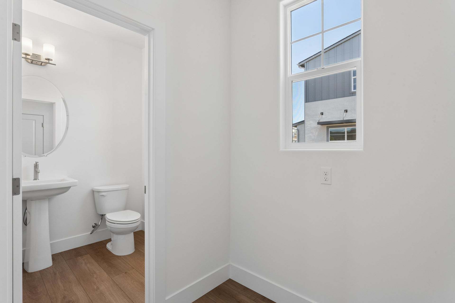 Homesite 261 | Powder Bathroom