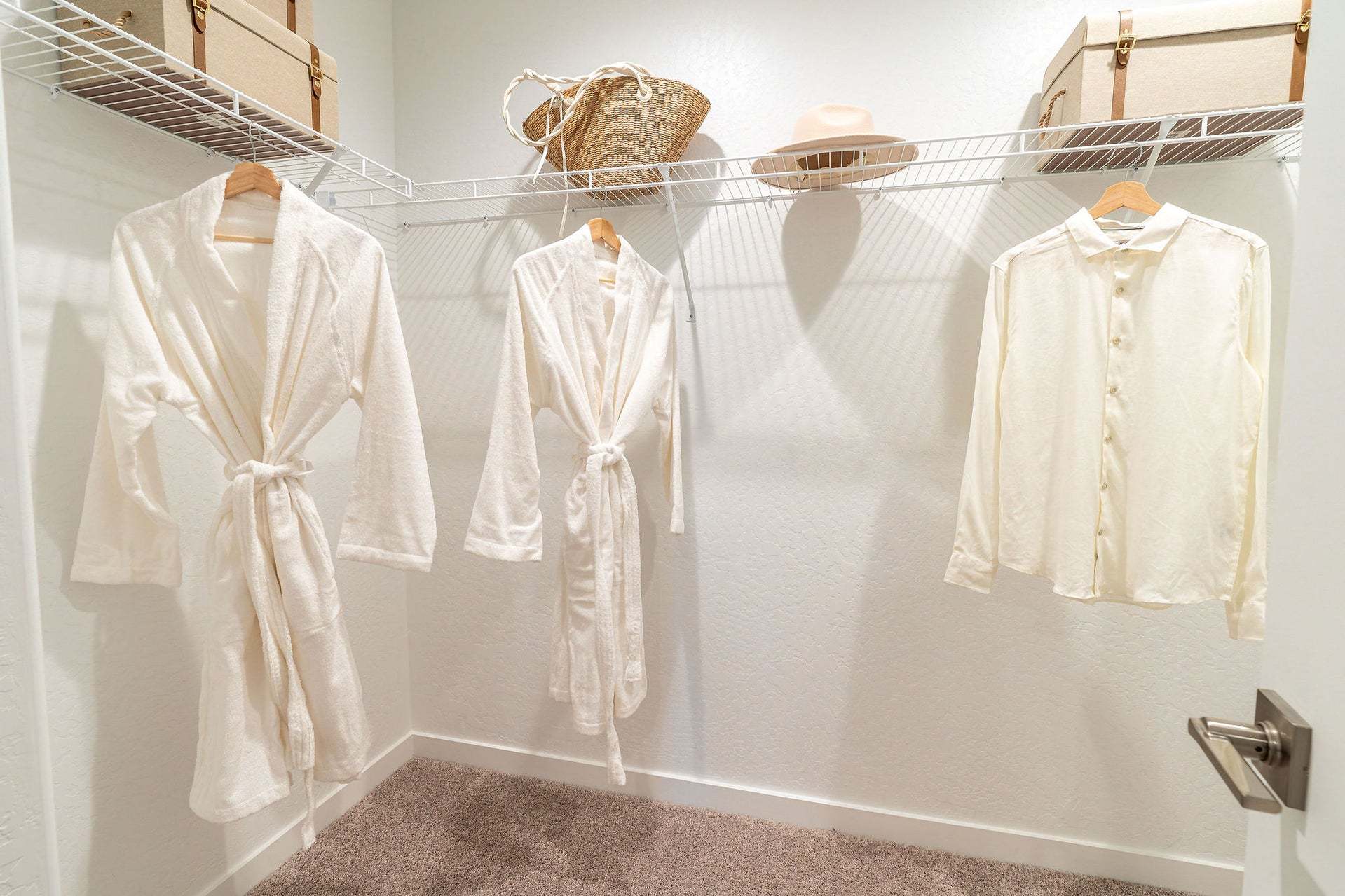 Ariette at Oak Place | Canto Model | Owner's Closet