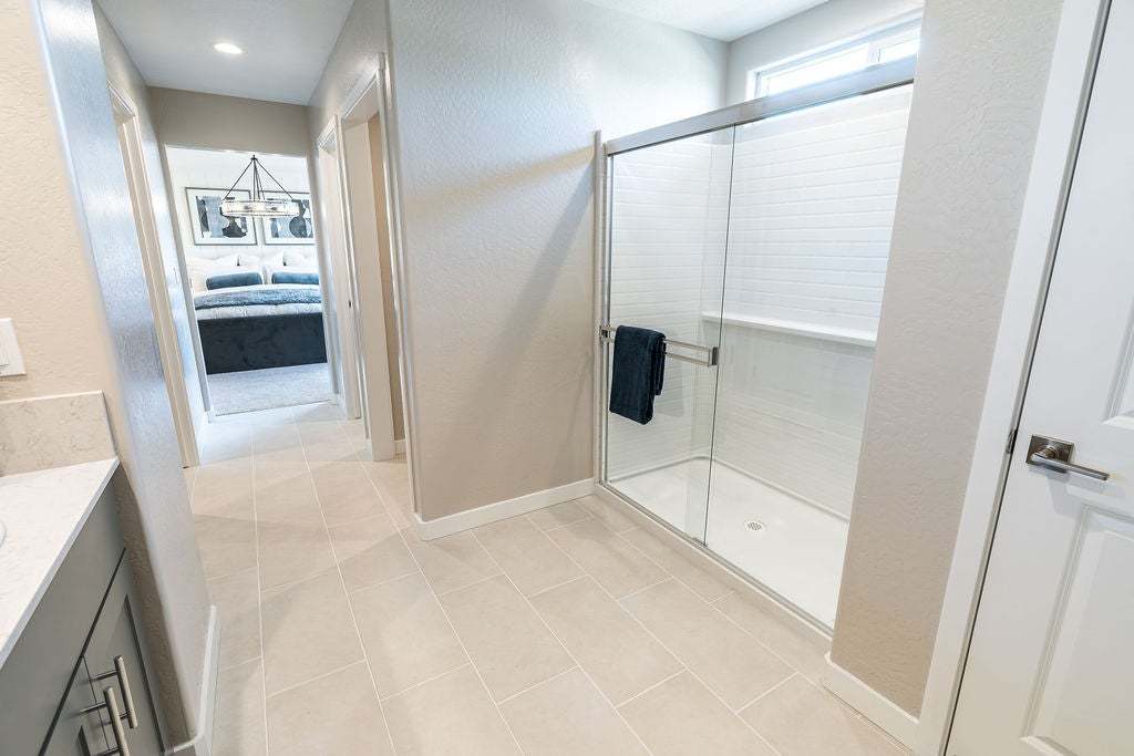 Ariette at Oak Place | Lydian Model | Owner's Bathroom