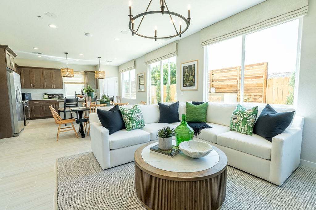 Ariette at Oak Place | Sonata Model | Great Room