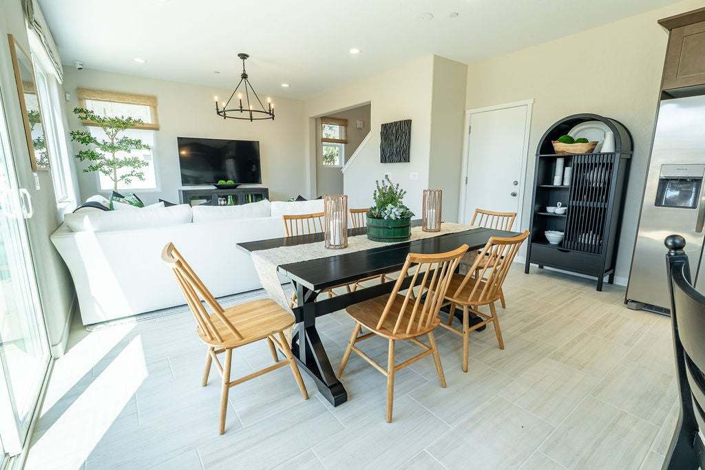 Ariette at Oak Place | Sonata Model | Dining