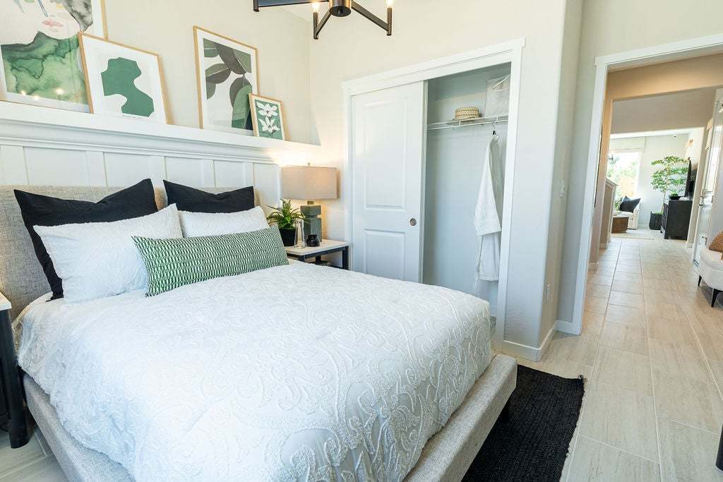 Ariette at Oak Place | Sonata Model | Bedroom 5