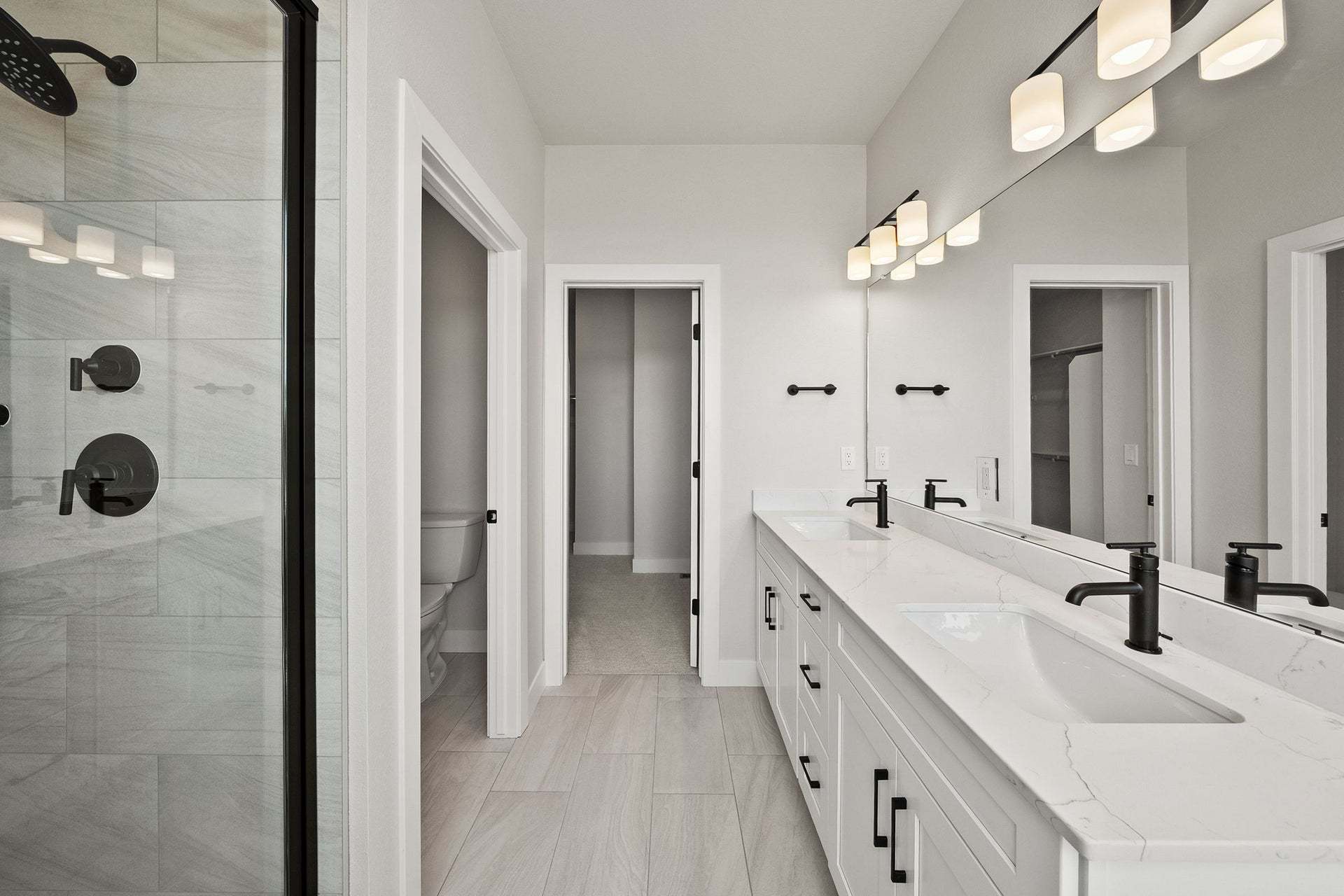 Starling at Tanterra | Plan 2904 | Primary Bathroom