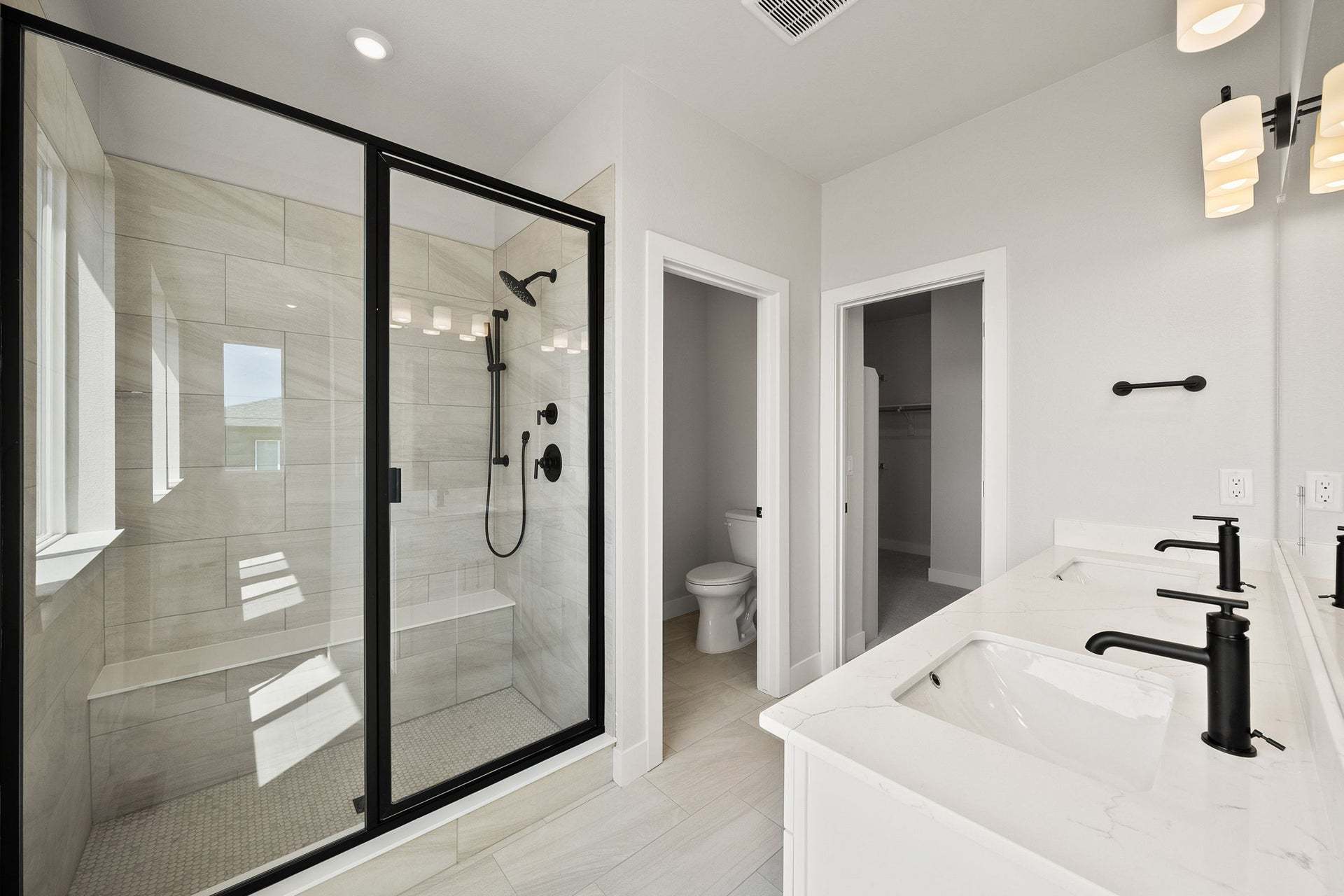 Starling at Tanterra | Plan 2904 | Primary Bathroom