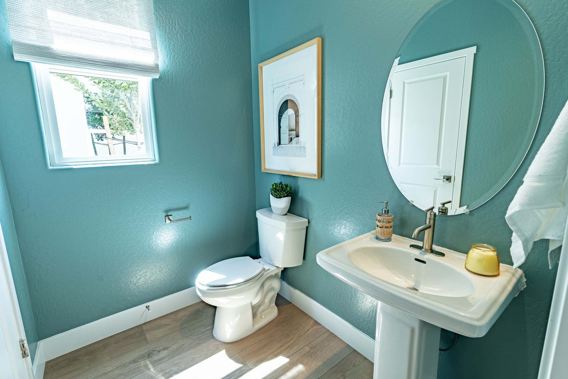 Madison at Oak Place | Camden Model | Powder Bathroom