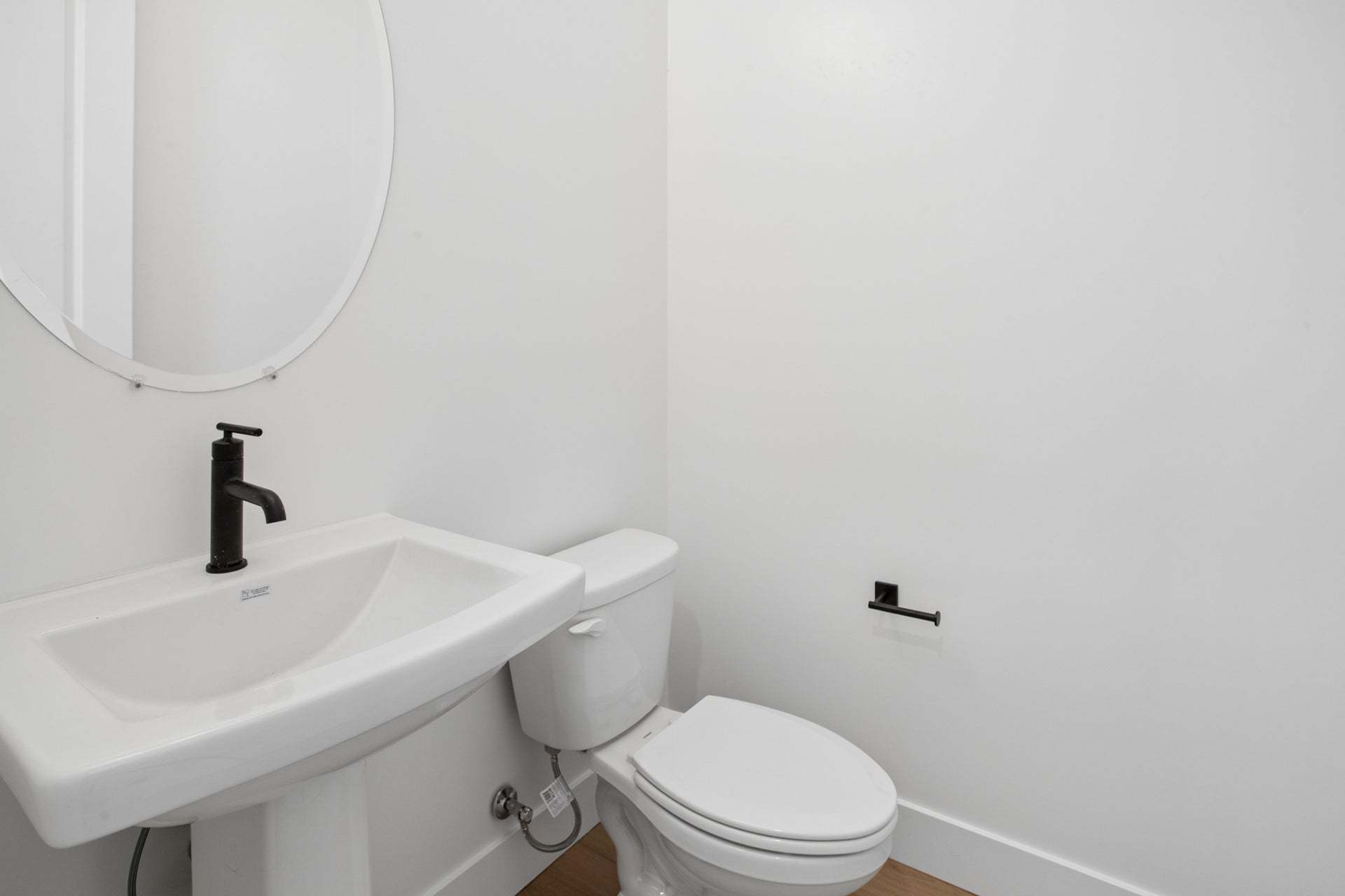 Homesite 268 | Powder Bathroom