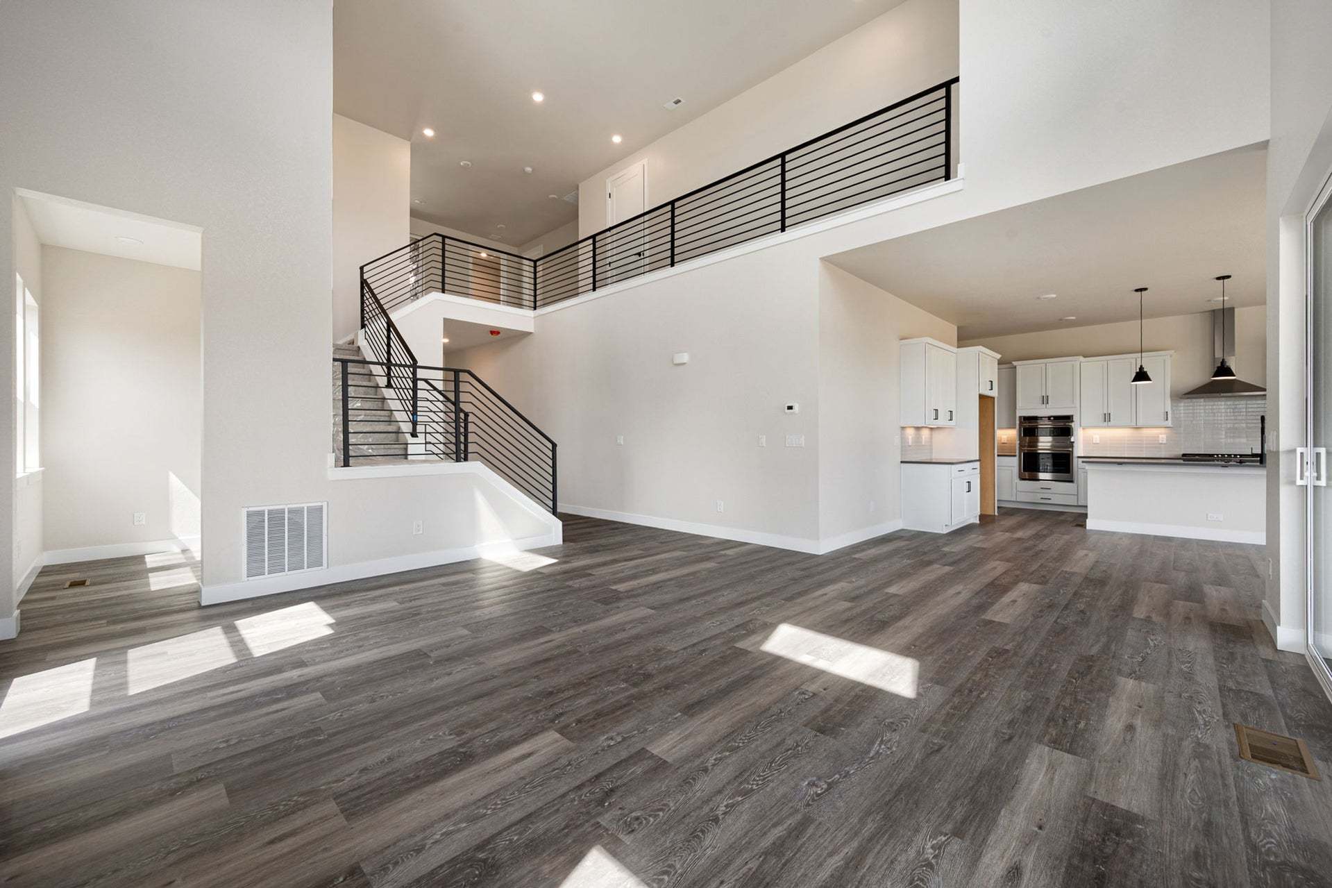 Kitchel Lake | Great Room |1380 Weller Ct