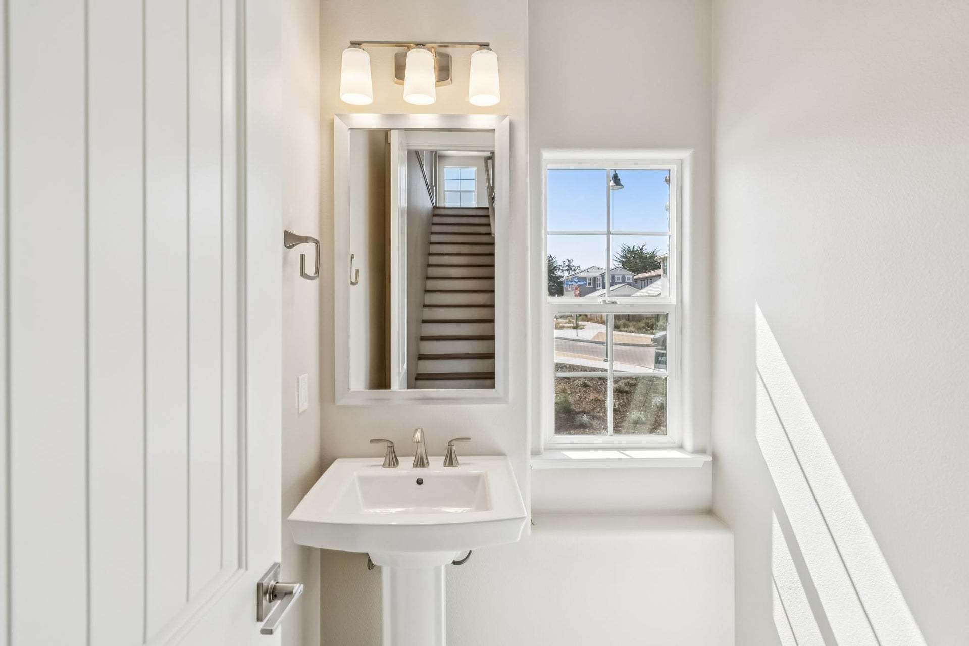 Homesite 762 | Powder Bathroom