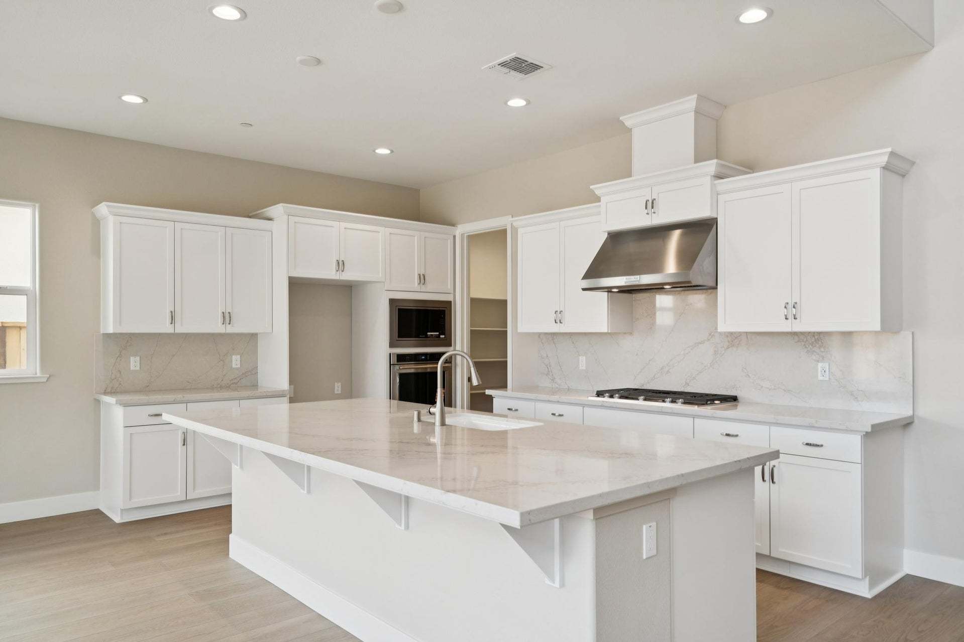Homesite 952 | Kitchen
