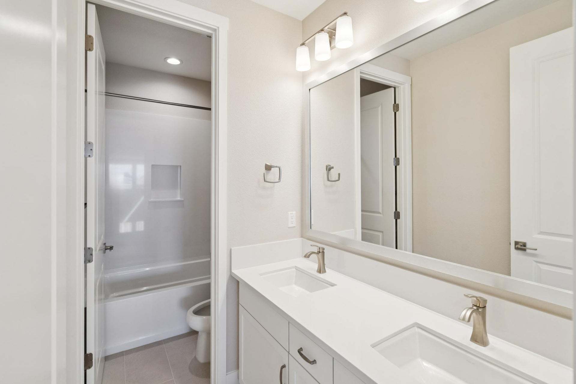 Homesite 952 | Bathroom 3
