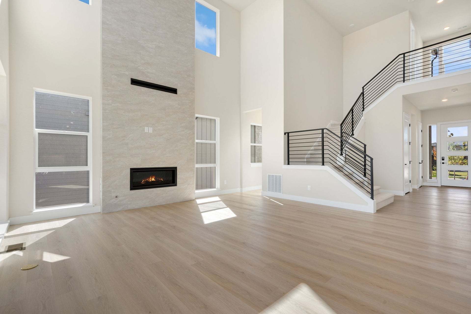 Kitchel Lake | 1284 Weller St | Great Room Overall
