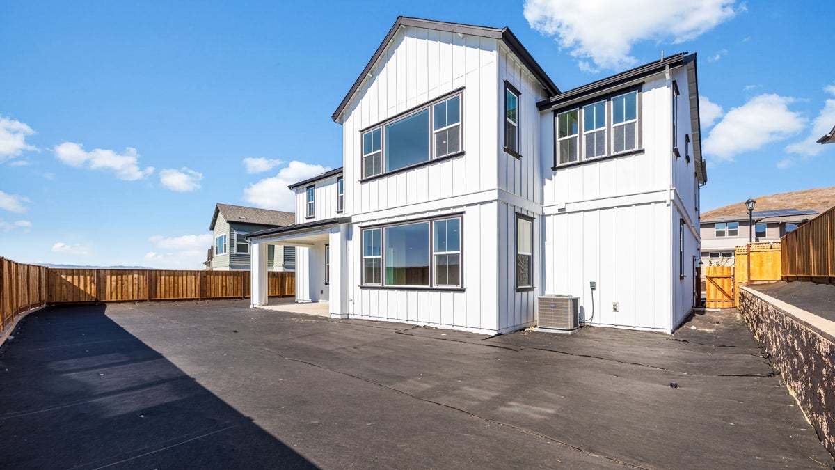 Orchid at Francis Ranch by Trumark Homes I Lot 77 I Backyard