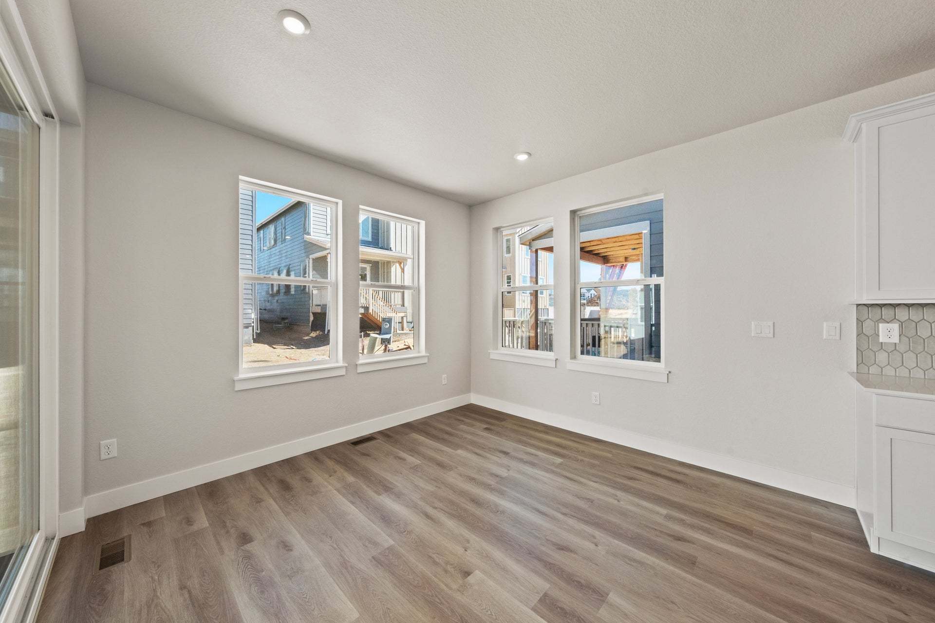 8680 Leaf Sedge Lane | Dining