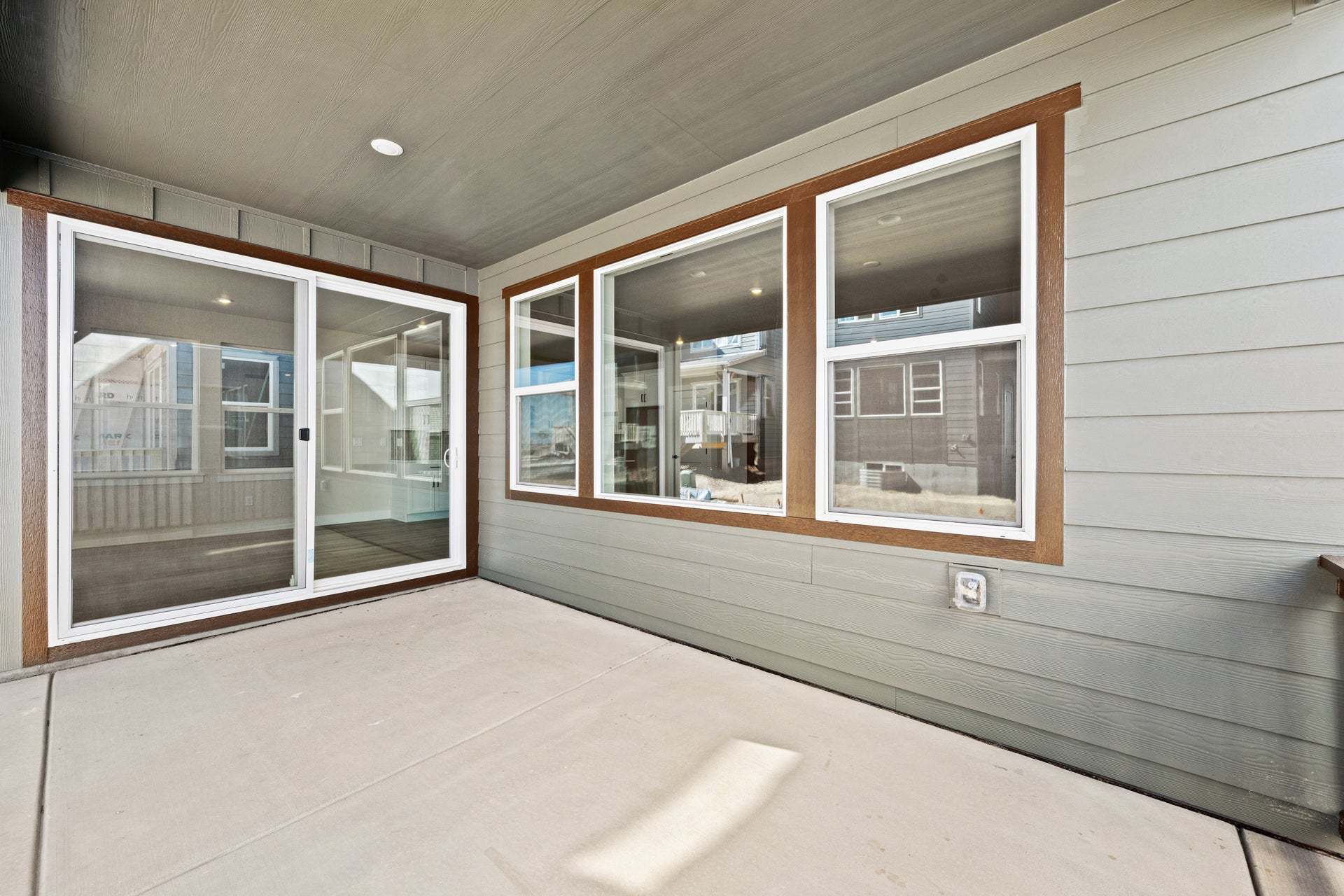 8680 Leaf Sedge Lane | Covered Patio