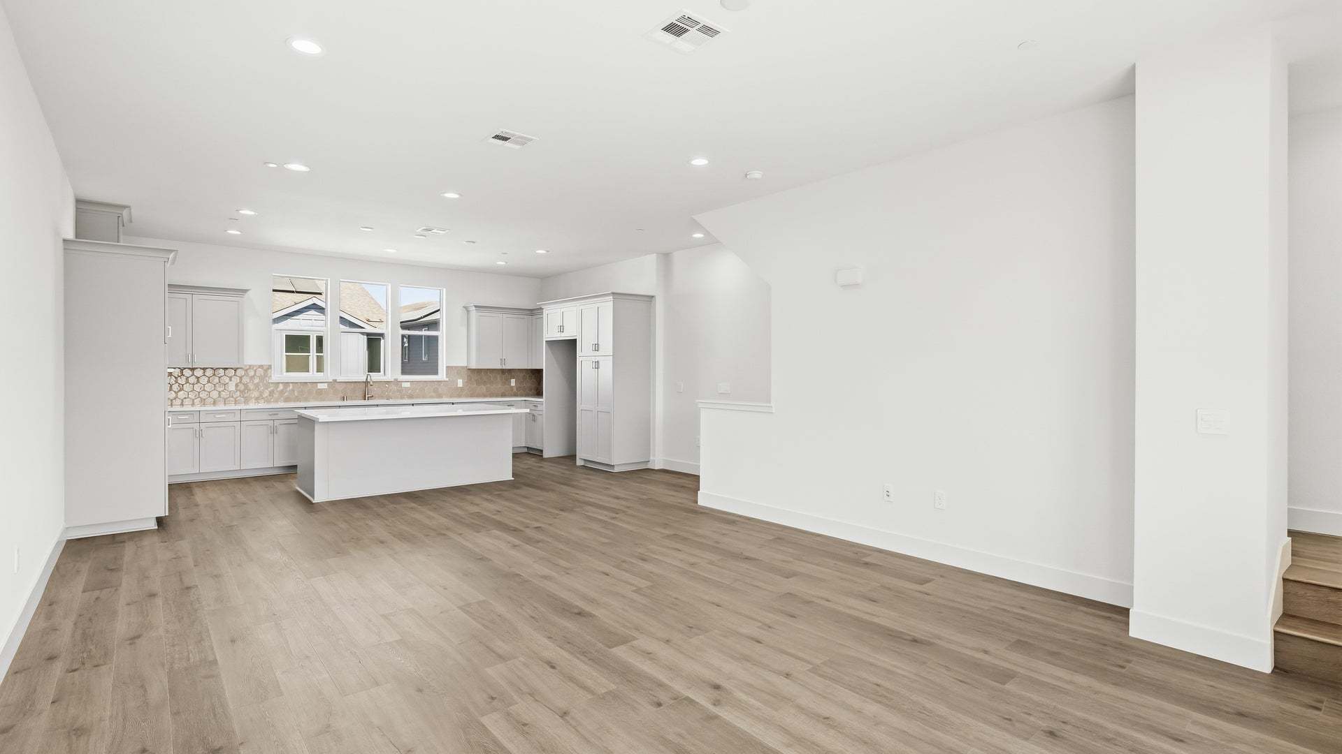 Jasmine at Francis Ranch by Trumark Homes I Lot TH94 I Kitchen and Great Room