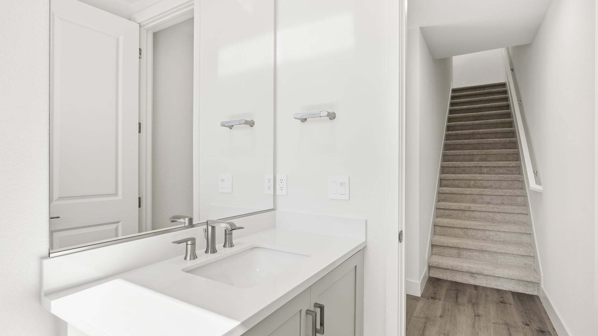 Jasmine at Francis Ranch by Trumark Homes I Lot TH94 I Powder Bath