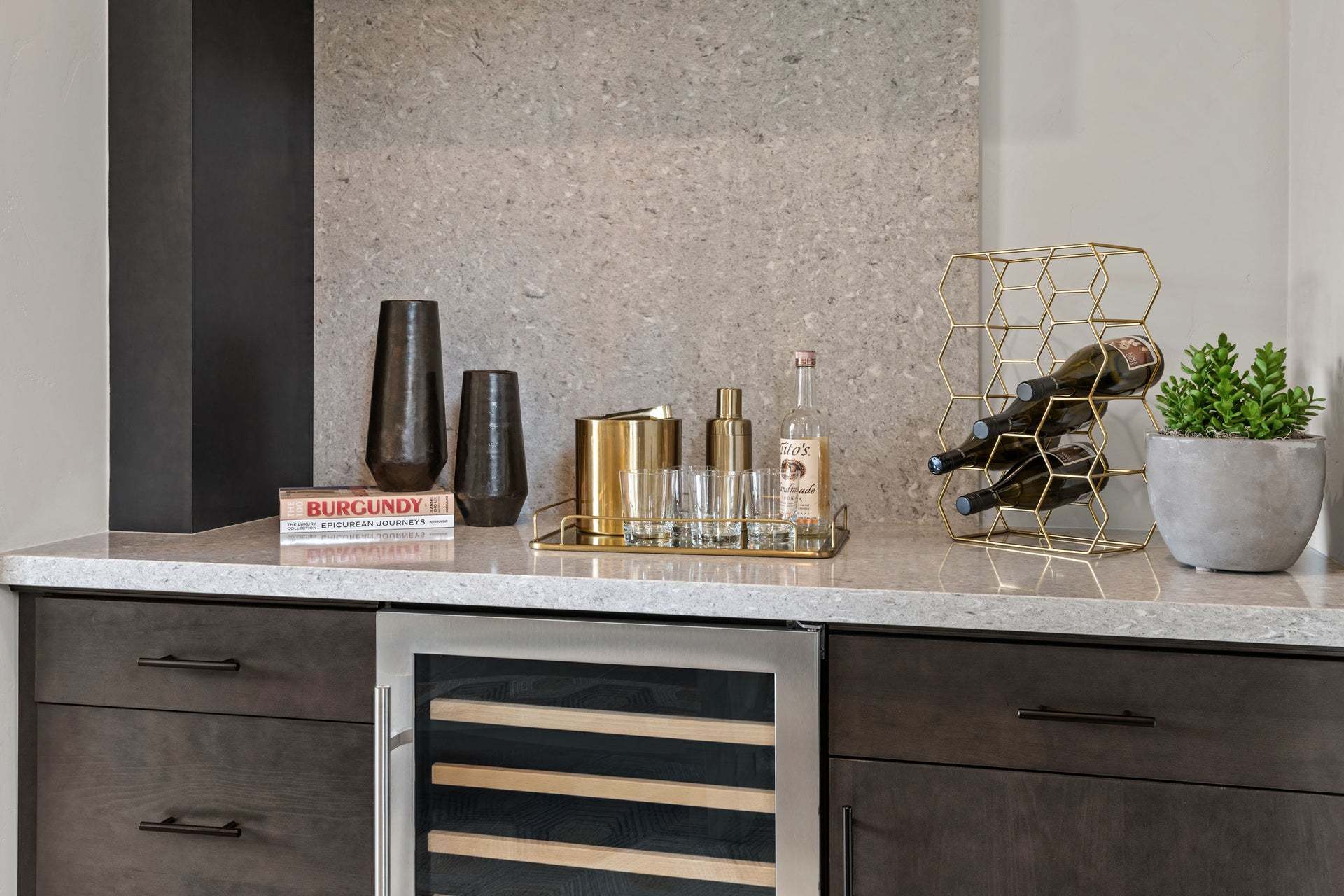 Layia at Sea Haven | Bennett Model | Wine Niche