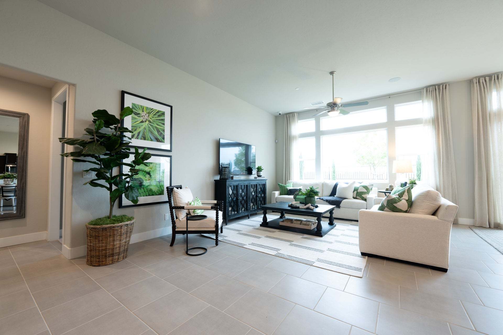 Artisan Riverstone | Thompson Model | Great Room