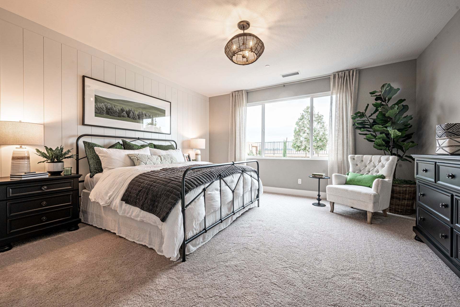 Artisan Riverstone | Thompson Model | Owner's Suite